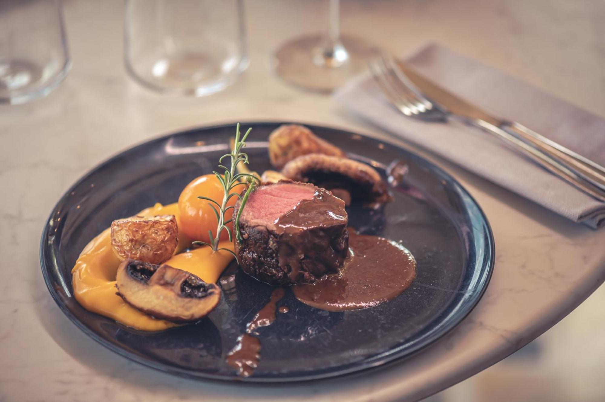 Logis Hotel Restaurant Le Plantevin Propiac Zewnętrze zdjęcie