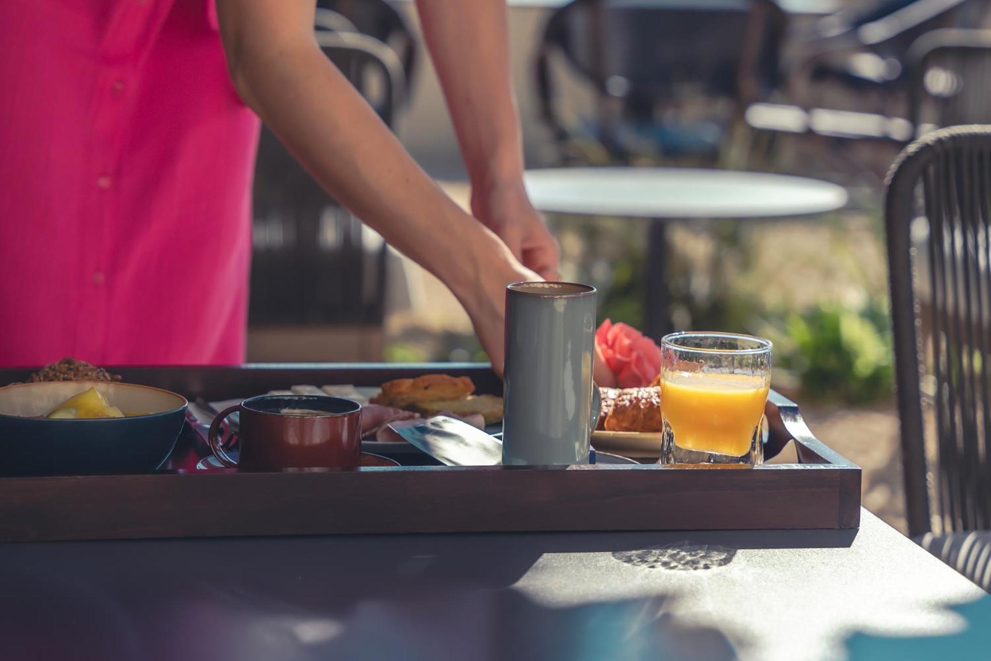 Logis Hotel Restaurant Le Plantevin Propiac Zewnętrze zdjęcie
