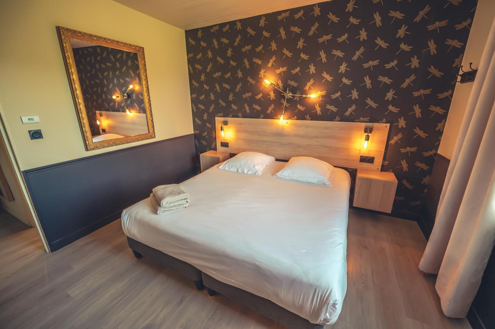 Logis Hotel Restaurant Le Plantevin Propiac Zewnętrze zdjęcie