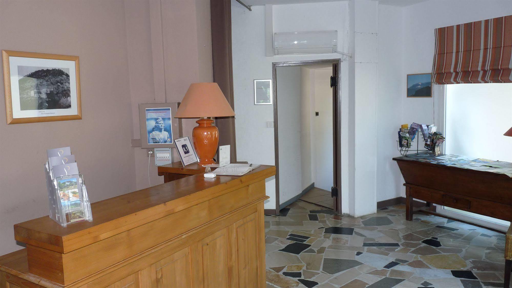 Logis Hotel Restaurant Le Plantevin Propiac Zewnętrze zdjęcie
